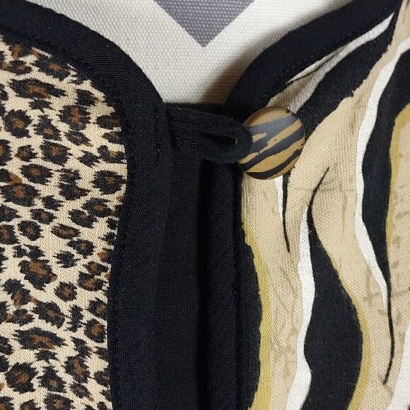 Koret K-Wear Petites Animal Print Jacket - Picture 6 of 10